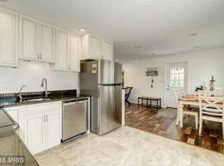 8816 Lagrange St, Lorton, VA 22079