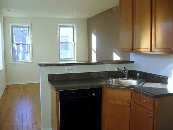 701 N Madeira 2nd Fl, Baltimore, MD
