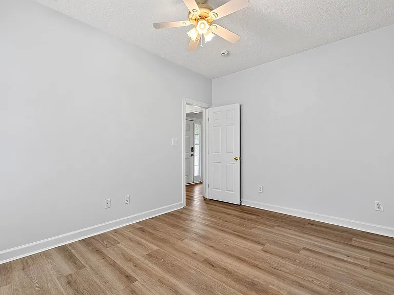 109 Lemon Drop Cir — Photo 5
