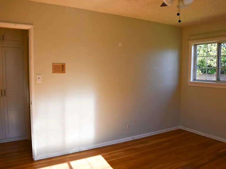 1210 E Oakmont Ave — Photo 30