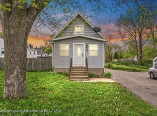 2233 N Grand River Ave, Lansing, MI 48906