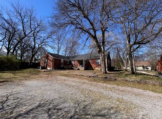 4902 Log Cabin Rd #B, Nashville, TN 37216