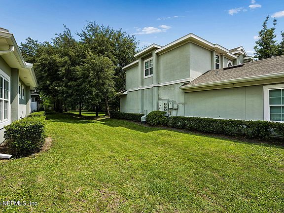 3rd image of 2158 HIBISCUS Court