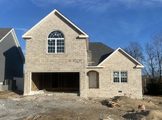 30 Walnut Grv, Pleasant View, TN 37146