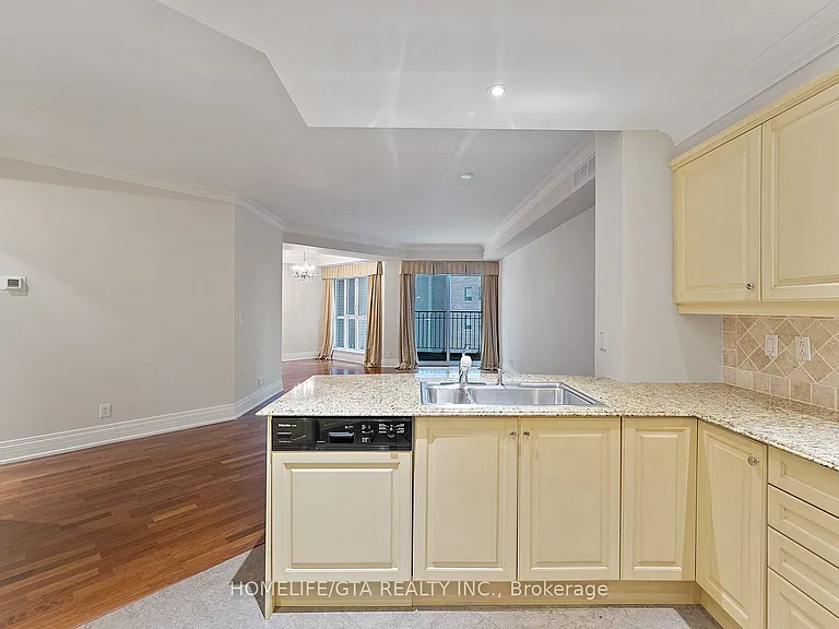 33 Delisle Ave #610 — Photo 18