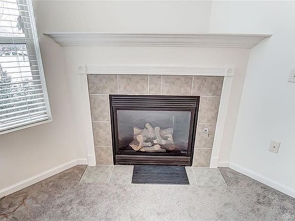 5th image of 2384 Locust Hill Blvd #2384