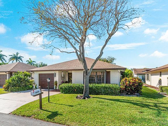 3rd image of 6254 American Azalea Lane #59