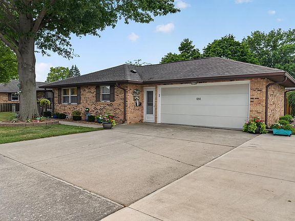 4th image of 614 Candlewood Dr