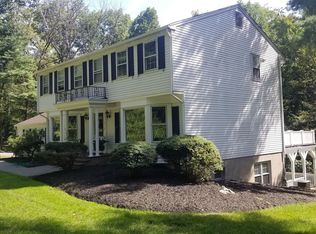 544 W Saddle River Rd, Saddle River, NJ 07458