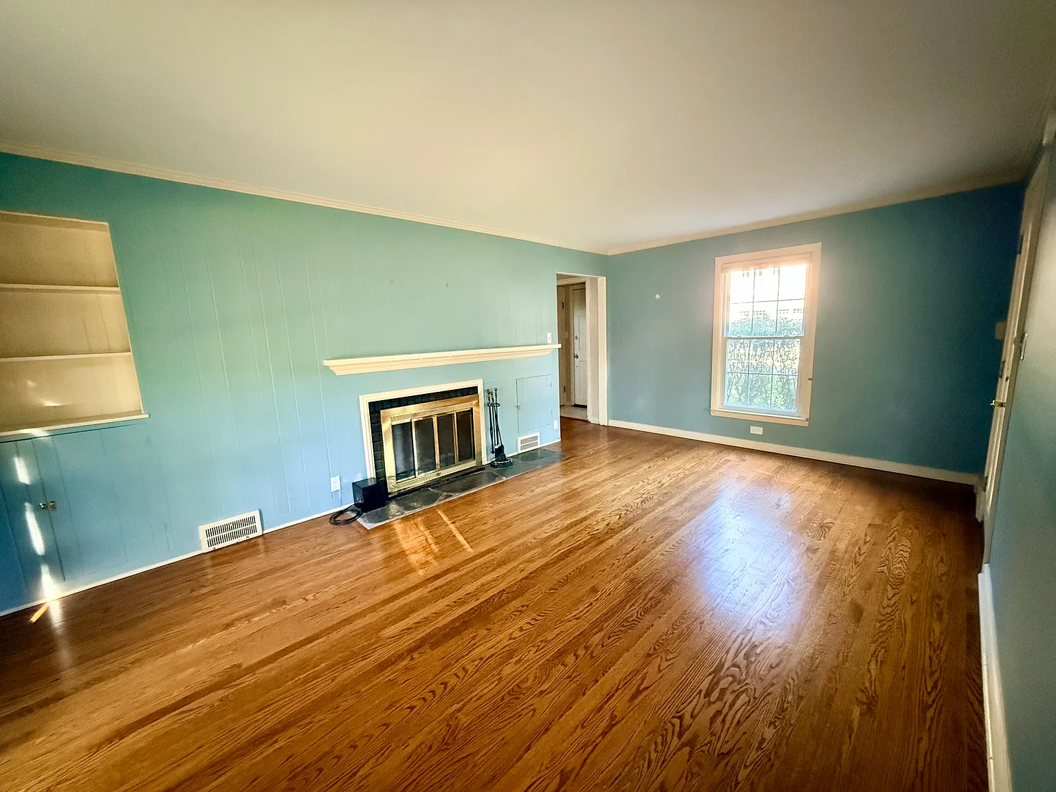 3 bed, 2.5 bath, 1451 sqft, $3,000 — Photo 4
