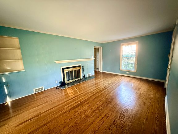 Living Room, wood-burning fireplace