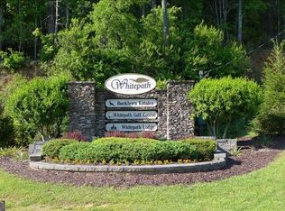 272 Seneca Dr, Ellijay, GA 30540