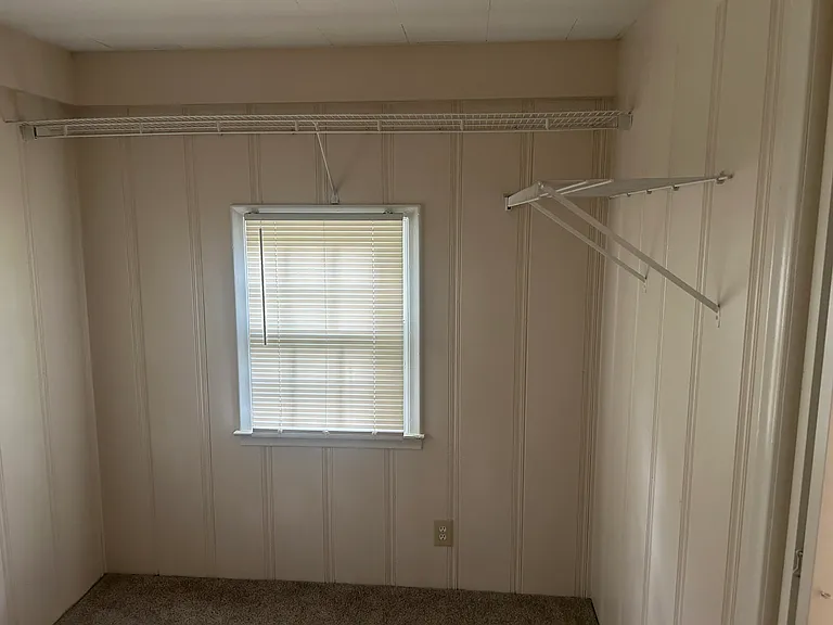 800 Berry Rd — Photo 6