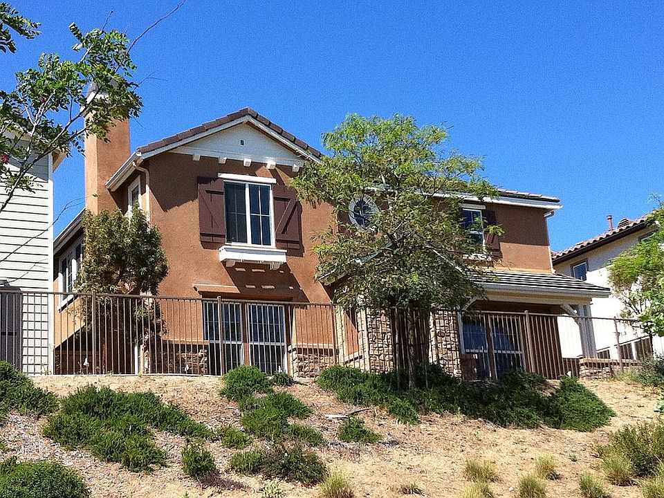 1st image of 903 N Woodbine Way