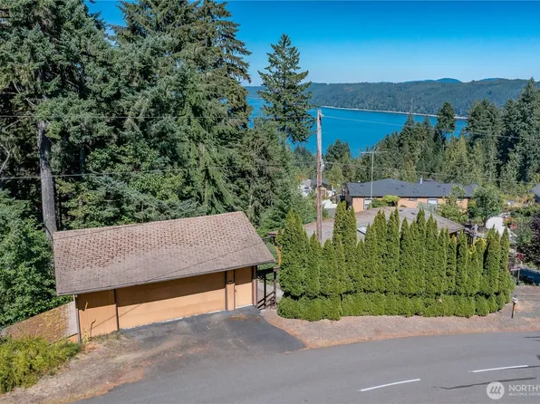140 N Spindrift Drive, Lilliwaup, WA 98555