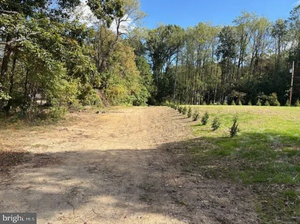 2081 Bodine Rd, Malvern, PA 19355