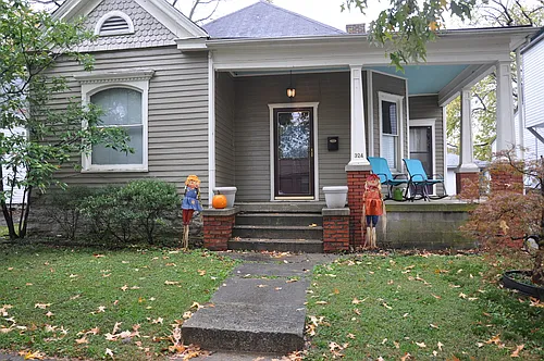 324 S Broadway Park Photo 1