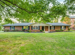 708 Chippendale Rd, Kingsport, TN 37660