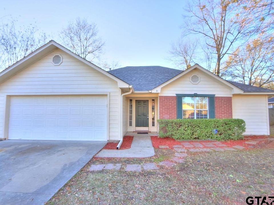 1st image of 29 Green Oak Cir