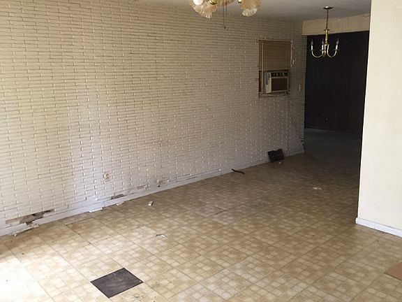 5th image of 4518 Havre Way