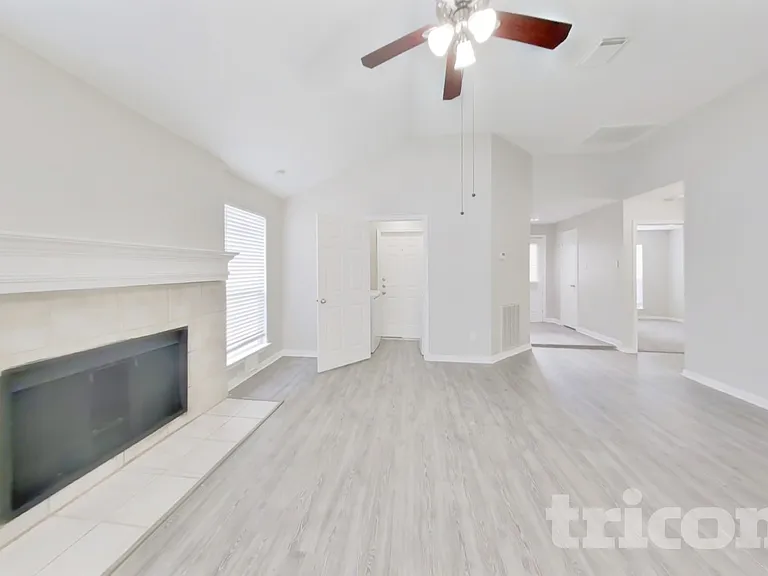 18311 Autumn Trails Ln — Photo 3