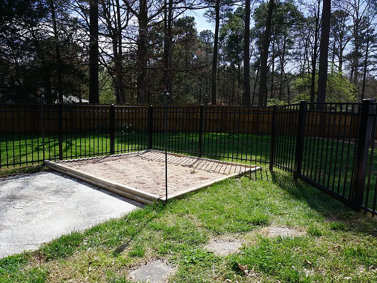 1302 Clinton Rd — Photo 5