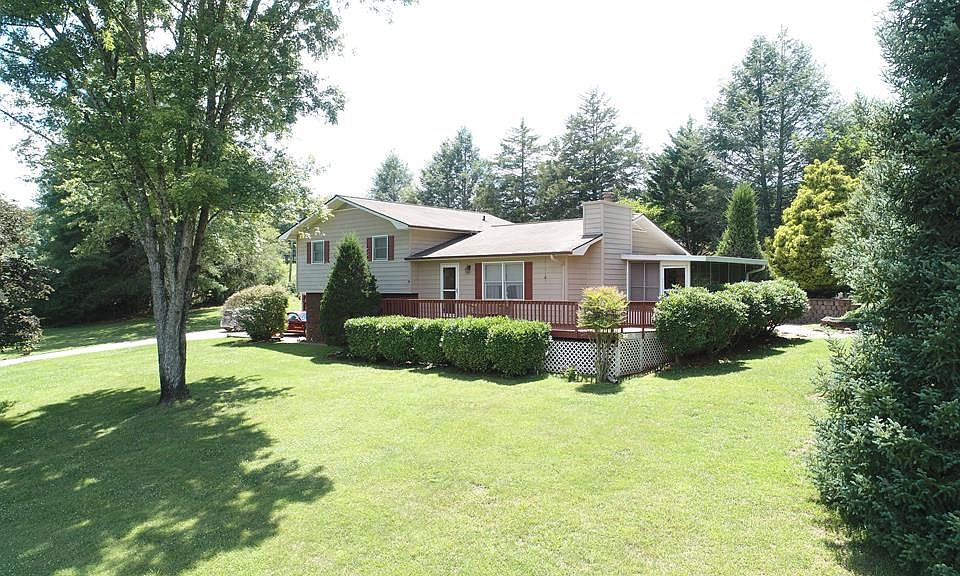 1st image of 140 Quail Hollow Rd