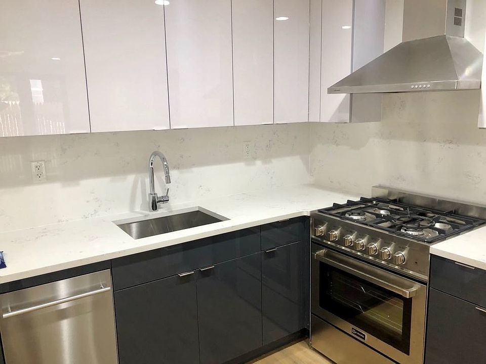 1st image of 2705 41st Ave APT 2J