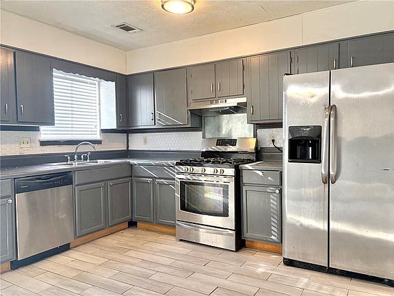 5th image of 1201 Dickens Rd NW