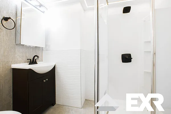 Rented by EXR | media 14