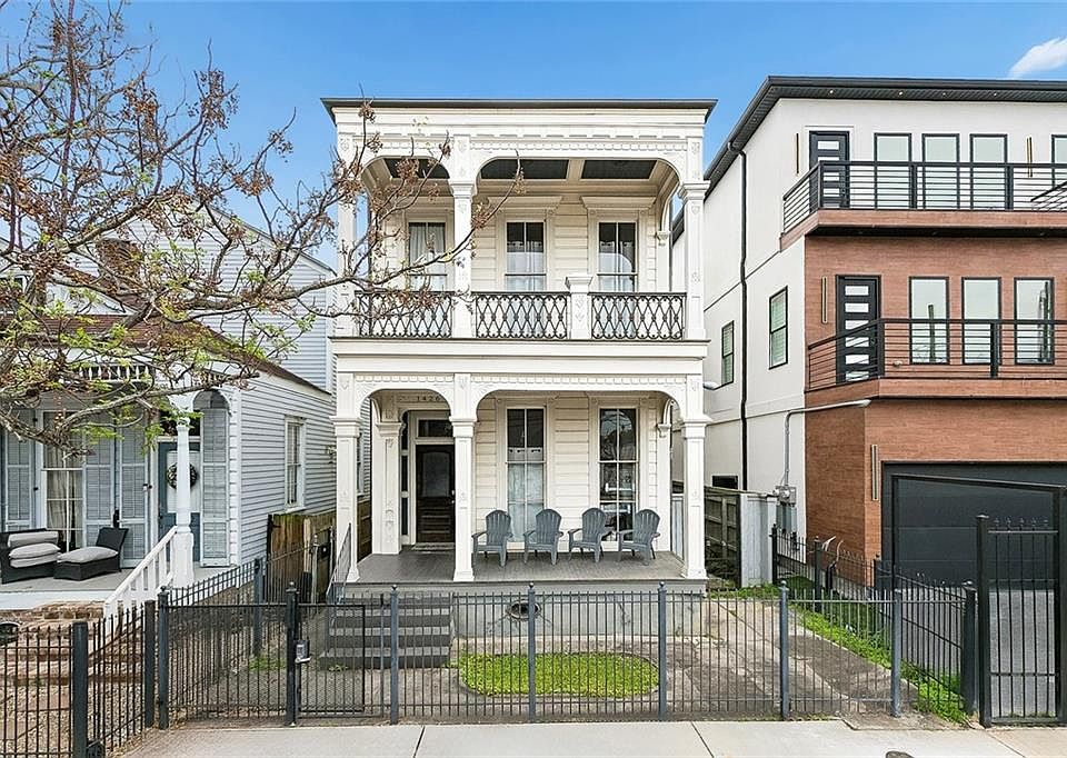 1st image of 1426 Carondelet St