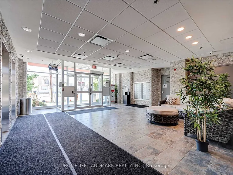 222 Finch Ave W #305 — Photo 3