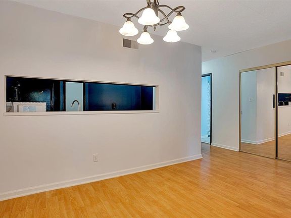 5th image of 444 N Clay Ave APT 3B