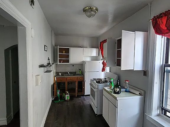 4th image of 103-16 120th St #C2