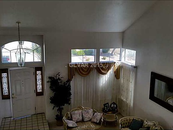 3rd image of 9525 Cedar Heights Ave