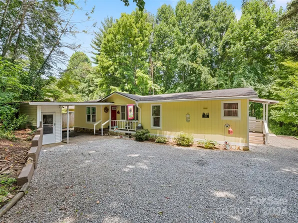 30 Tess Ln, Maggie Valley, NC 28751