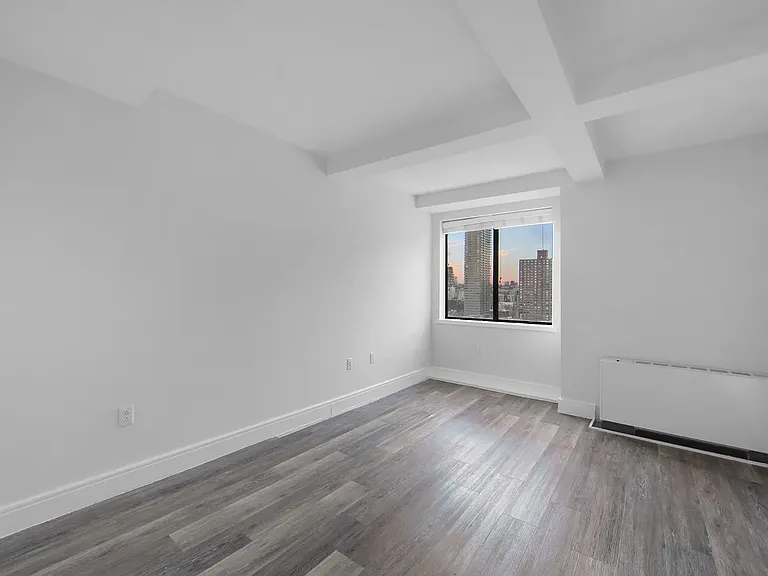 354 E 91st St #1806 — Photo 6