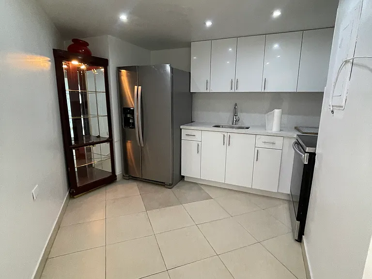 999 Brickell Bay Dr #1805 — Photo 3