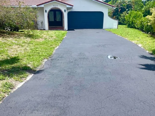 4320 NW 107th Avenue, Coral Springs, FL 33065