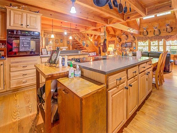 15th image of this home