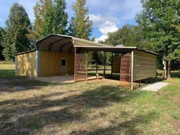 835 Towboat Ln #61, Adamsville, TN 38310