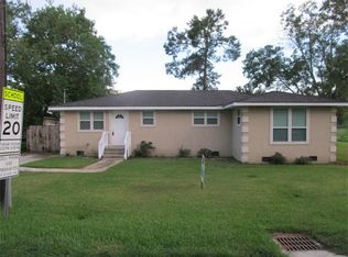 2700 Peter St, Gretna, LA 70056