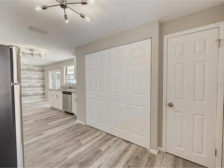 8223 Drycreek Dr — Photo 15