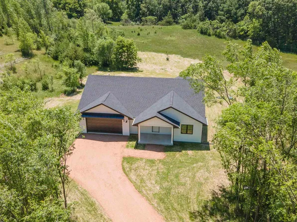 1043 E Taplin Dr, Wautoma, WI 54982