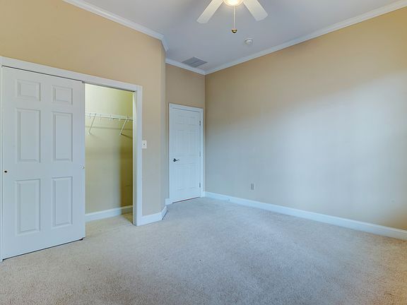 4th image of 37257 Brenda Ln
