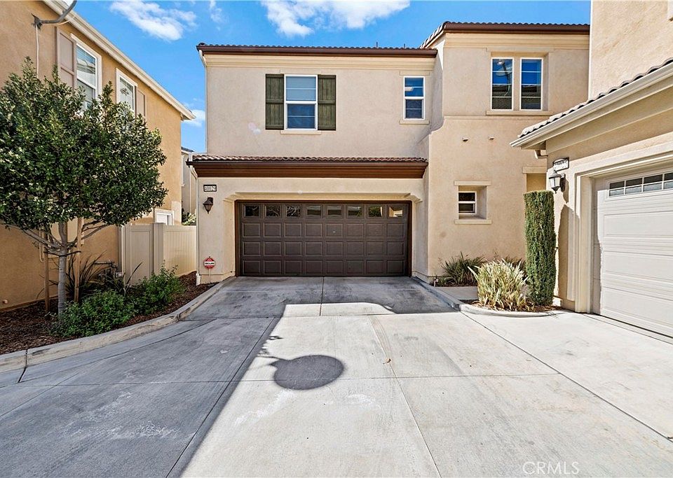 1st image of 40029 Calle Real #28