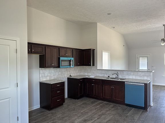 5th image of 101 Meadowbrook Dr Lot 1