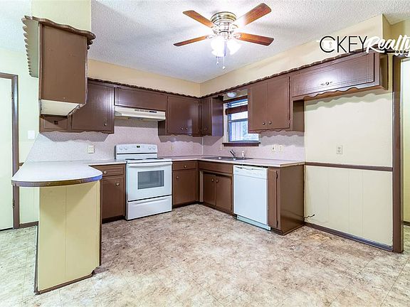 5th image of 5316 NW Glenn Ave