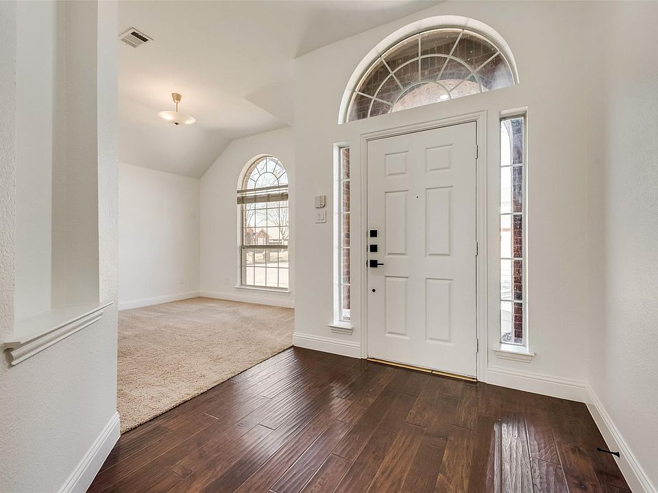 1301 Bent Tree Dr, Frisco, TX 75034 | Zillow