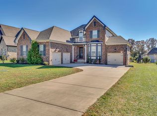 7049 Silver Fox St, Smyrna, TN 37167